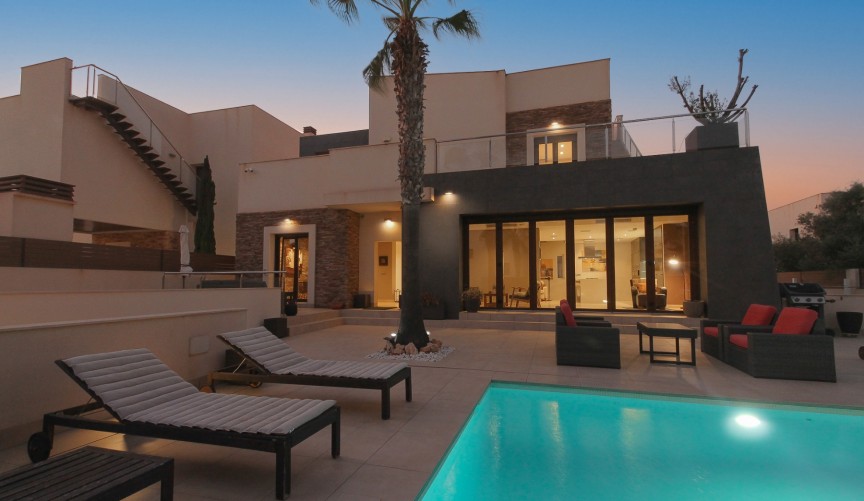 Brukt - Villa -
Torrevieja - Costa Blanca