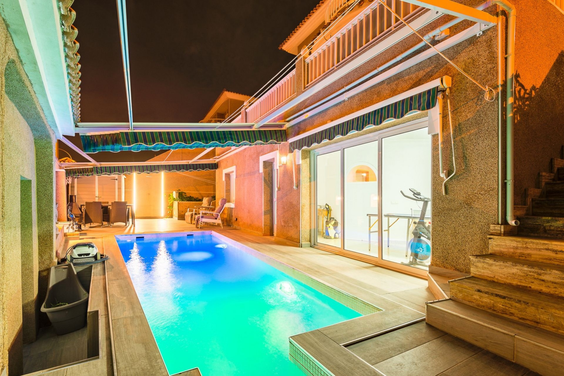 Brukt - Villa -
Torrevieja - Costa Blanca