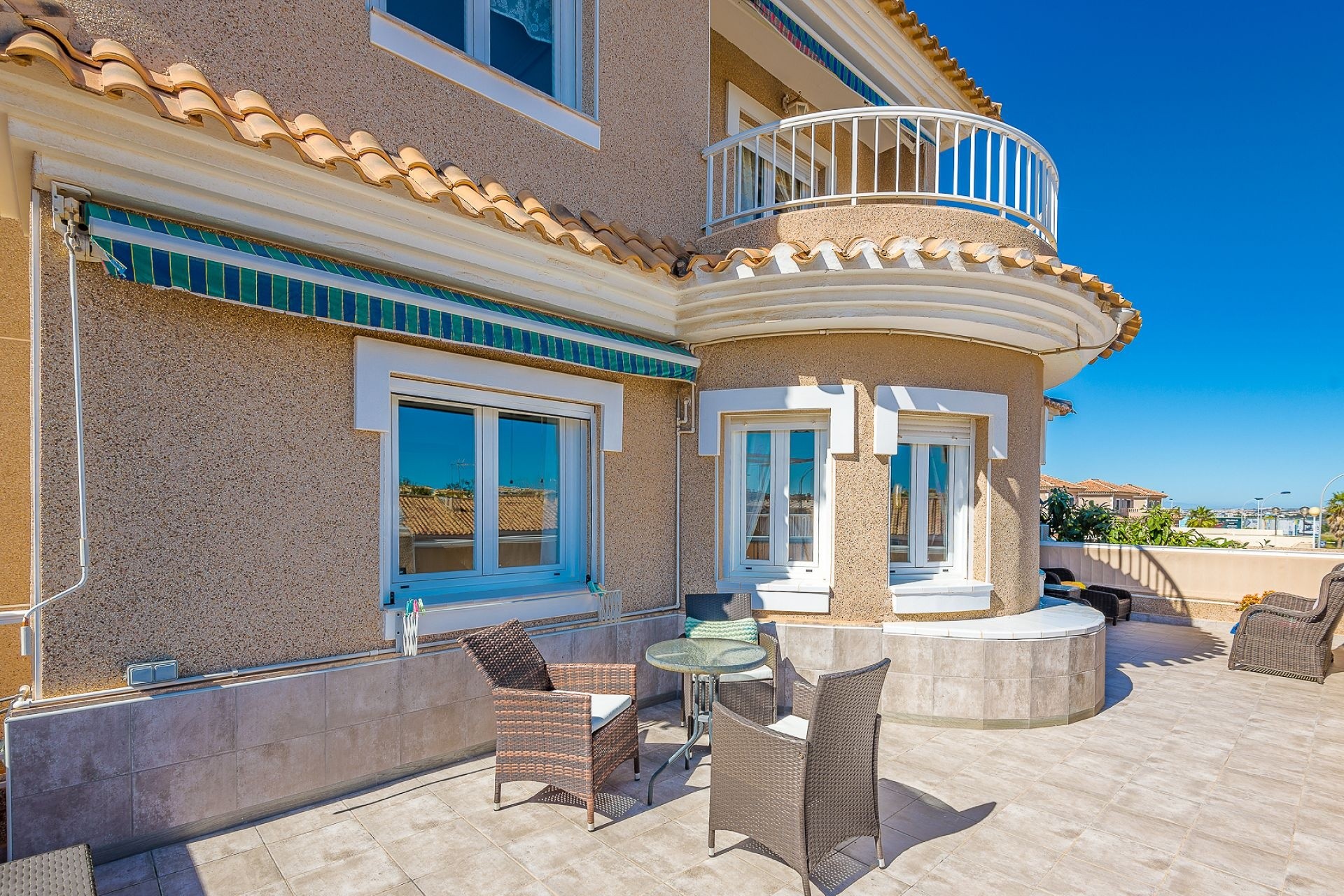 Brukt - Villa -
Torrevieja - Costa Blanca