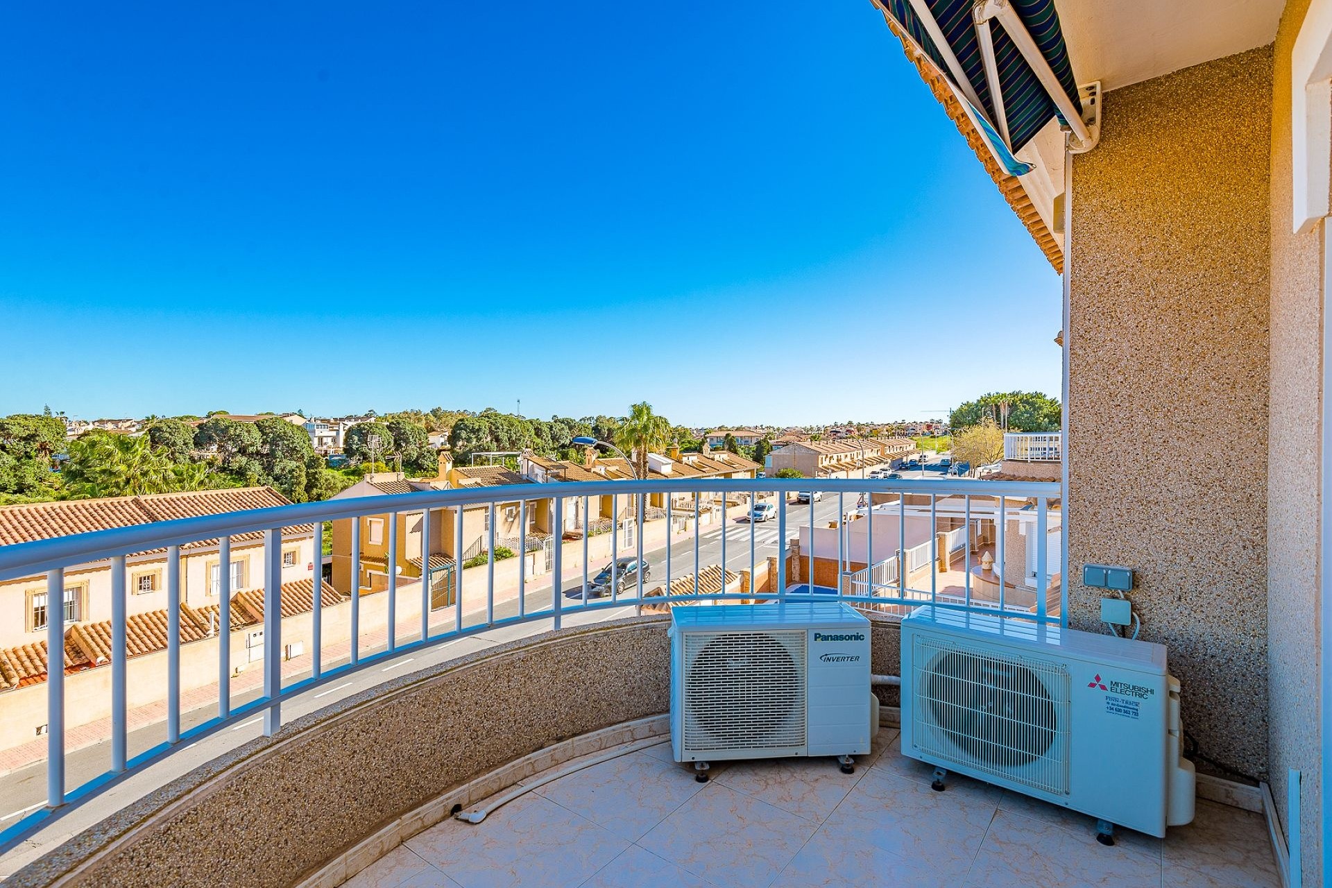 Brukt - Villa -
Torrevieja - Costa Blanca