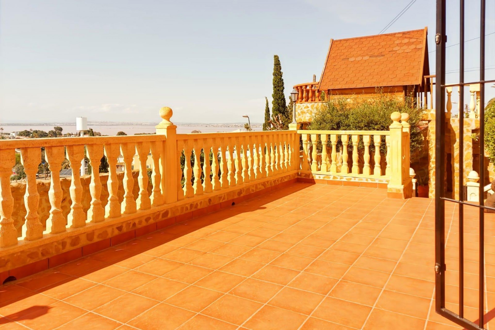 Brukt - Villa -
Torrevieja - Costa Blanca