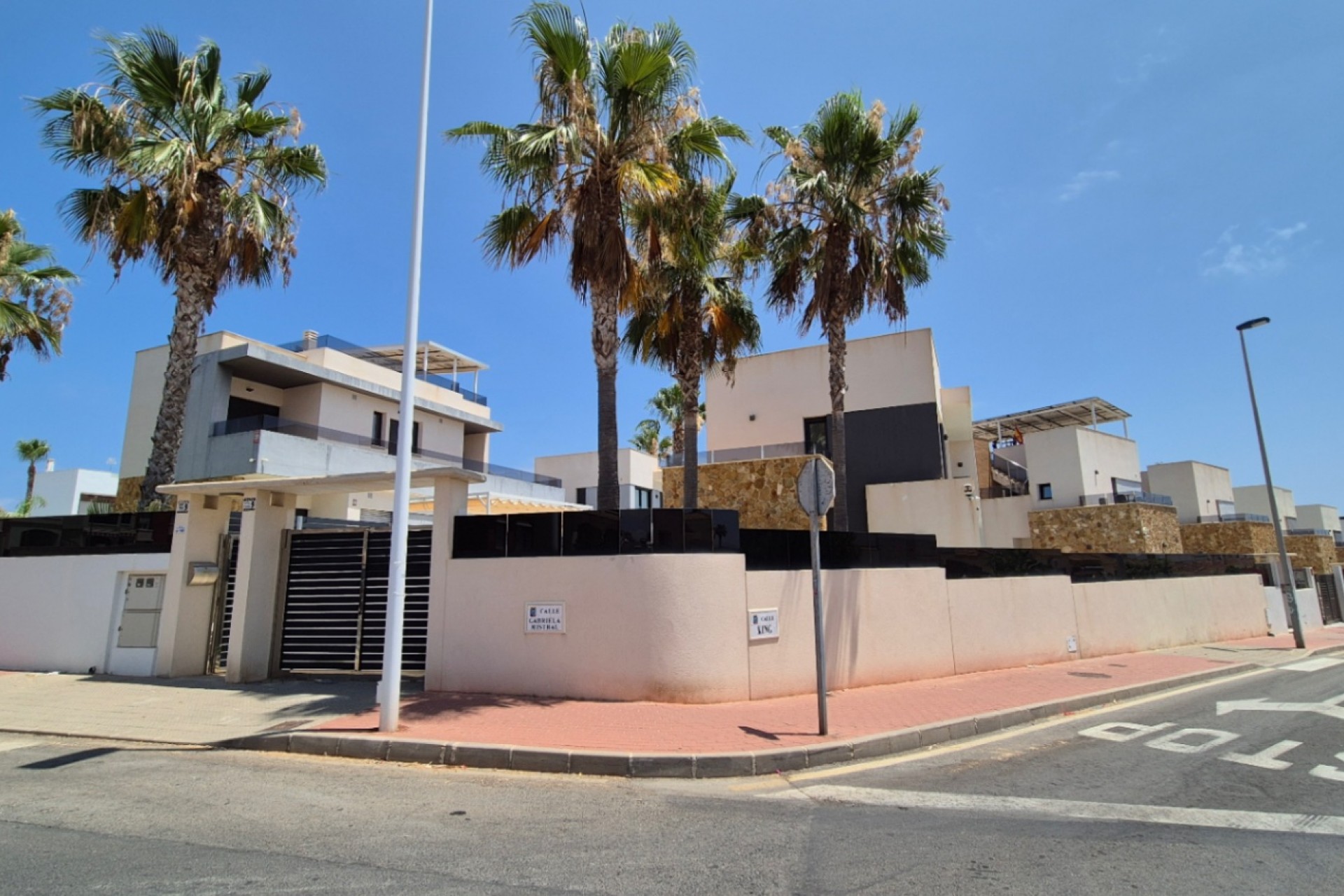 Brukt - Villa -
Torrevieja - Costa Blanca