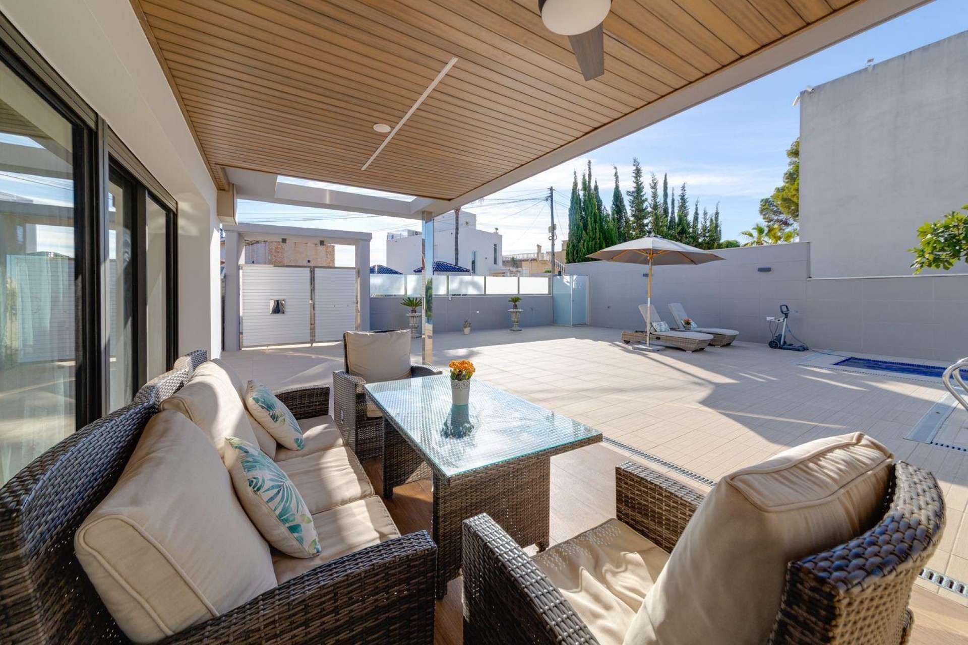 Brukt - Villa -
Torrevieja - Costa Blanca