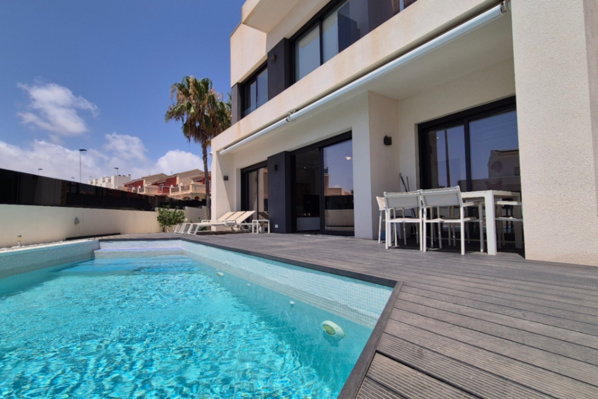Brukt - Villa -
Torrevieja - Costa Blanca