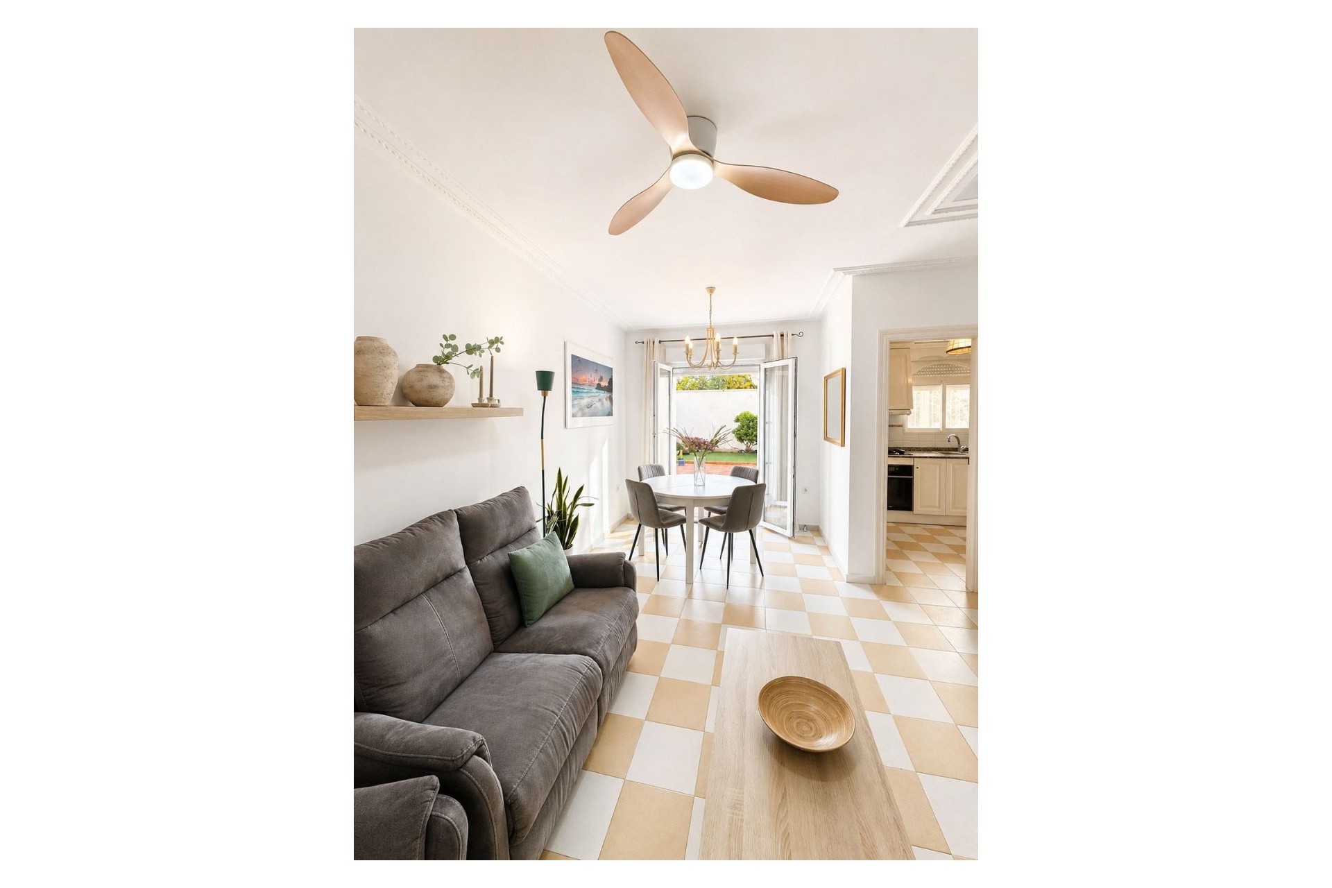 Brukt - Villa -
Torrevieja - Costa Blanca