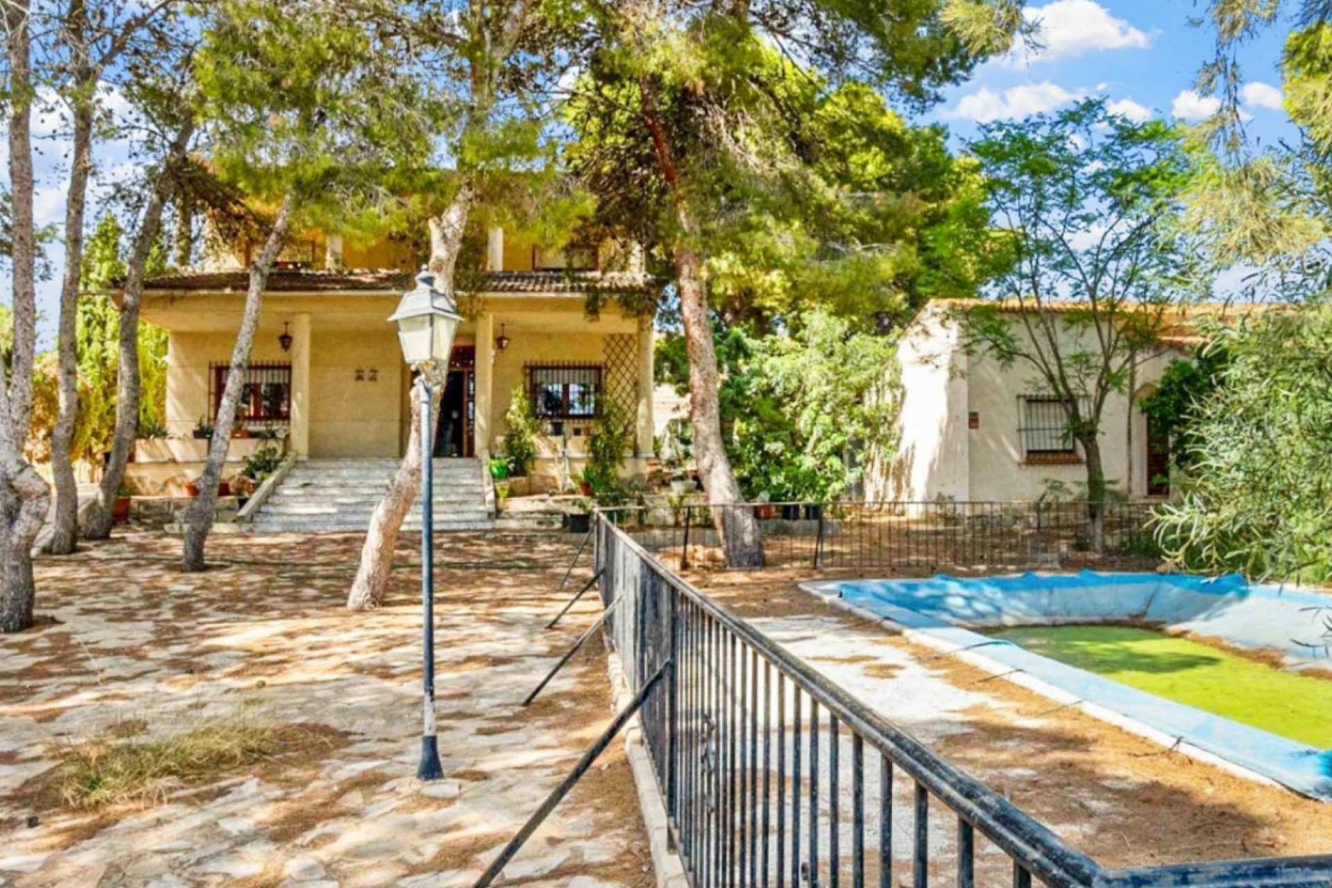 Brukt - Villa -
Torrevieja - Costa Blanca