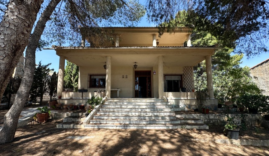 Brukt - Villa -
Torrevieja - Costa Blanca