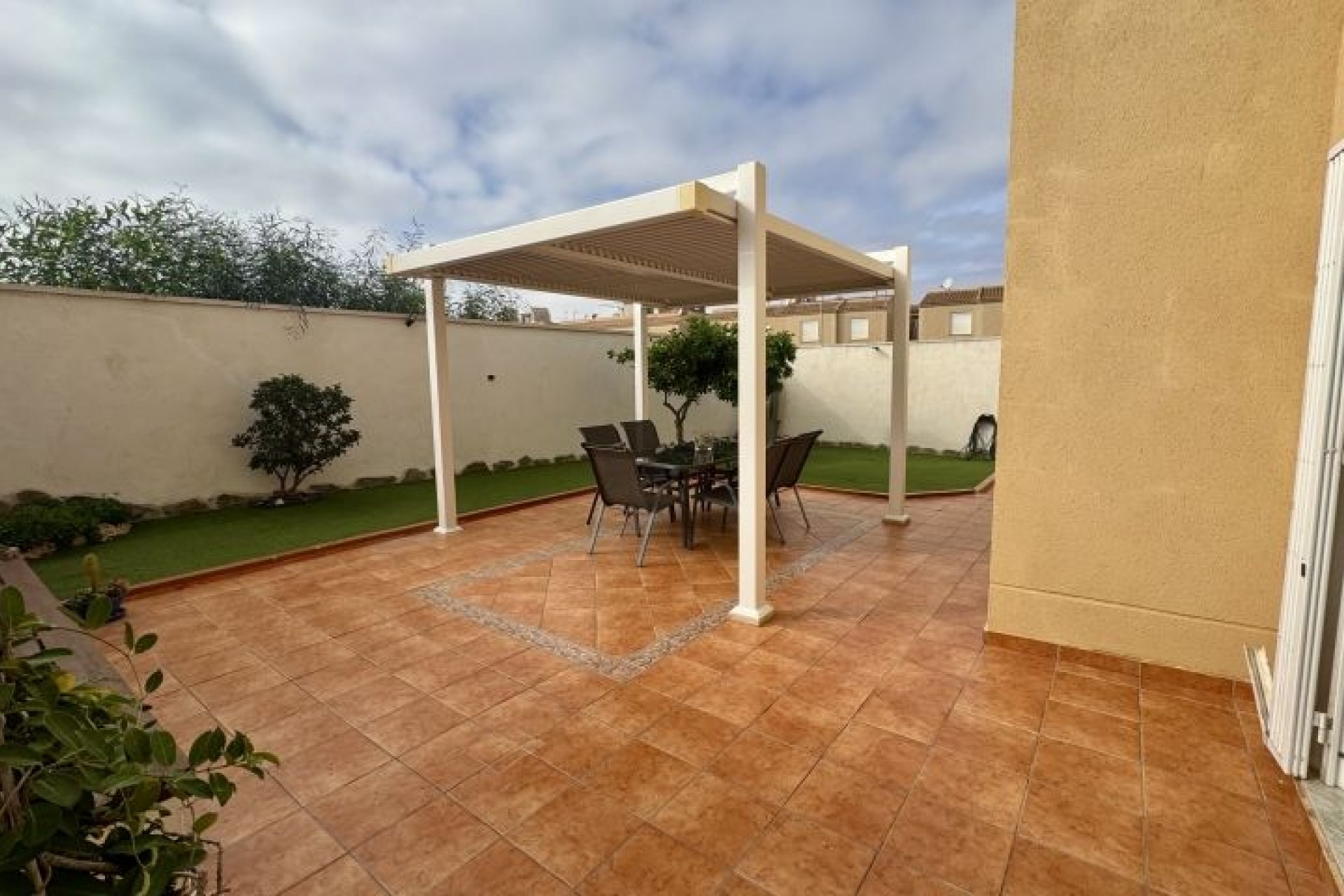 Brukt - Villa -
Torrevieja - Costa Blanca