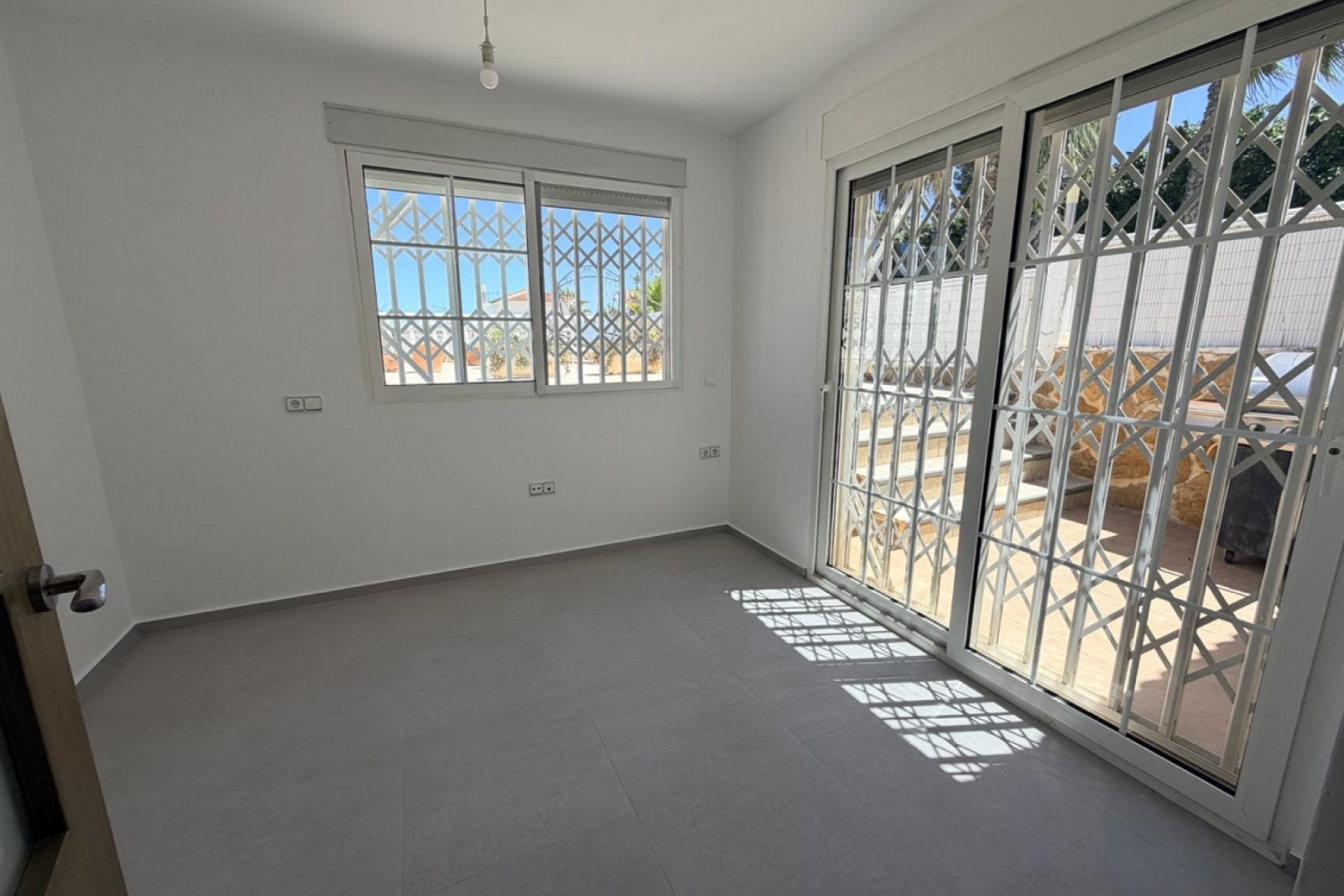 Brukt - Villa -
Torrevieja - Costa Blanca