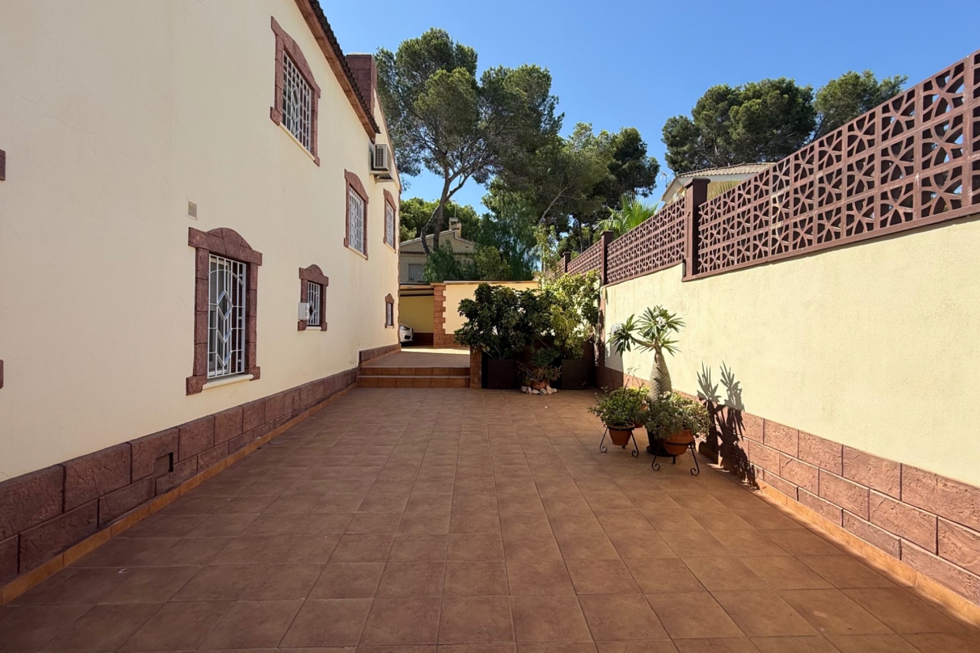 Brukt - Villa -
Torrevieja - Costa Blanca