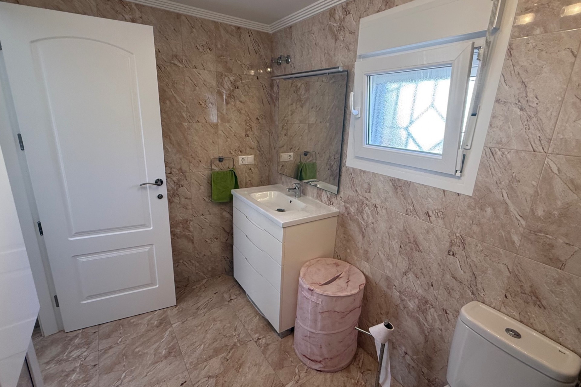 Brukt - Villa -
Torrevieja - Costa Blanca