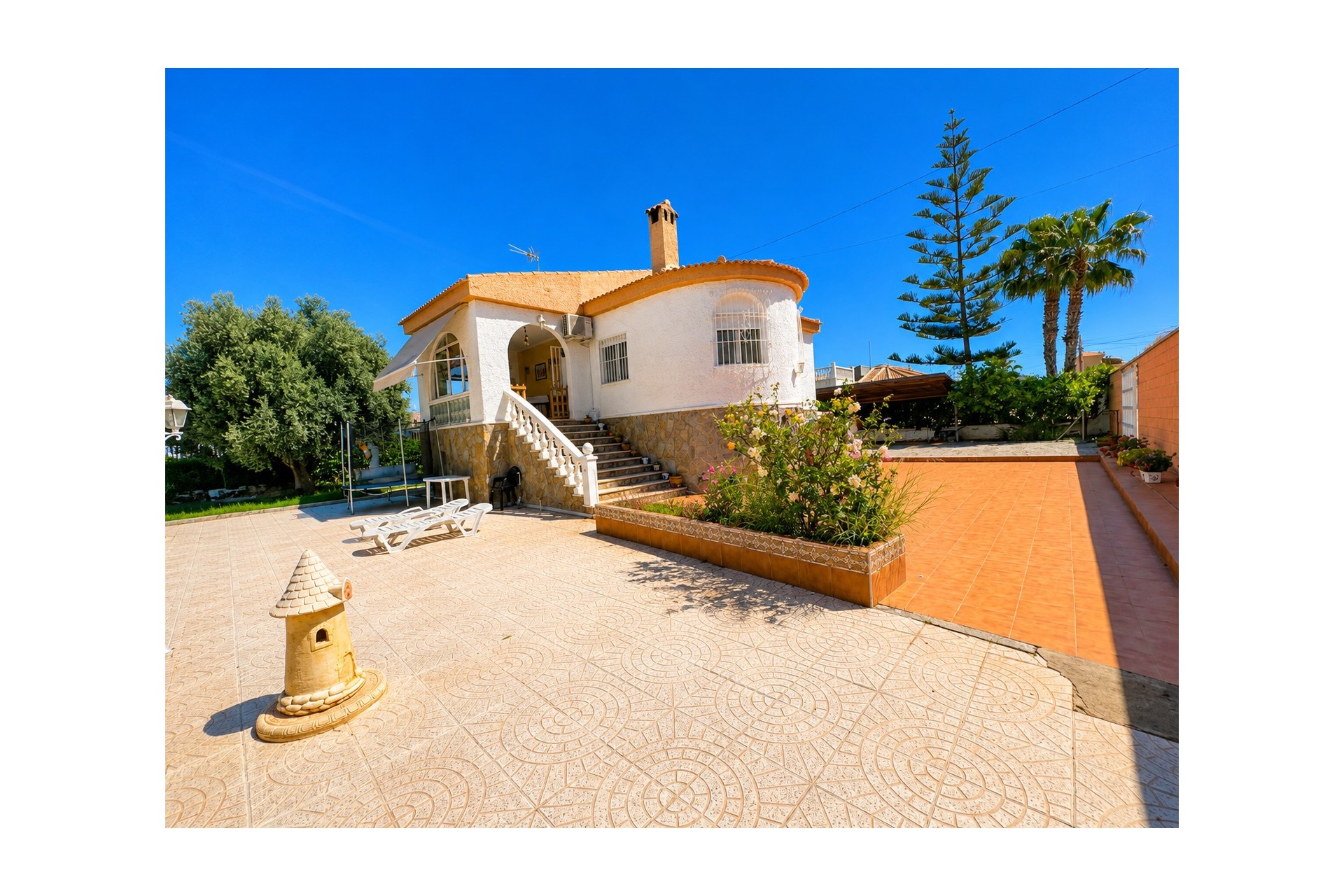 Brukt - Villa -
Torrevieja - Costa Blanca