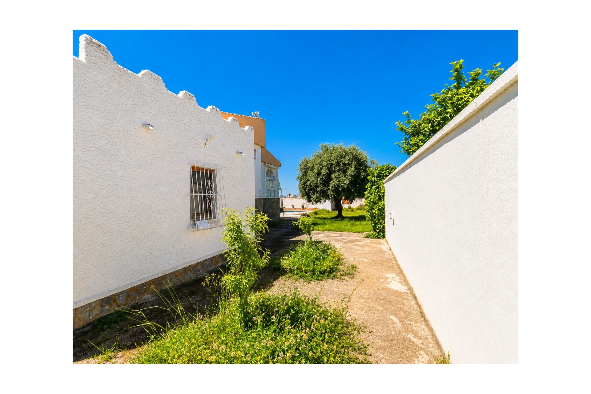 Brukt - Villa -
Torrevieja - Costa Blanca