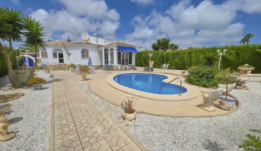 Brukt - Villa -
Torrevieja - Costa Blanca