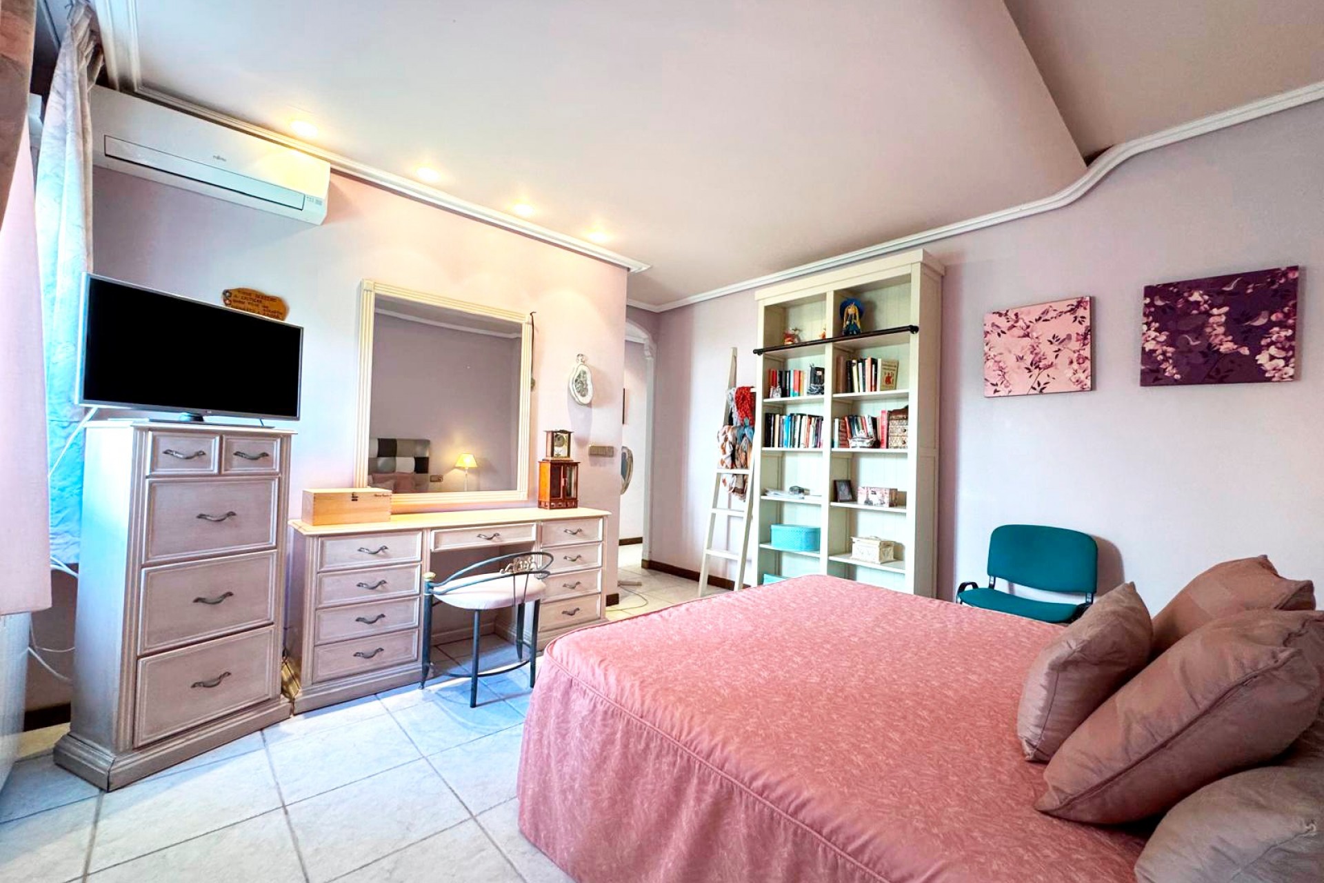 Brukt - Villa -
Torrevieja - Costa Blanca