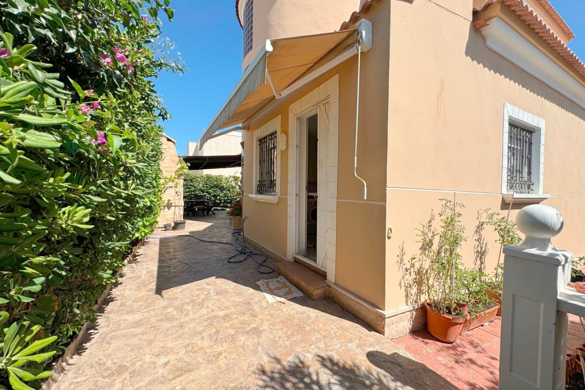 Brukt - Villa -
Torrevieja - Costa Blanca