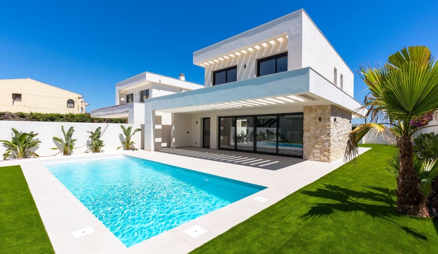 Brukt - Villa -
Torrevieja - Costa Blanca