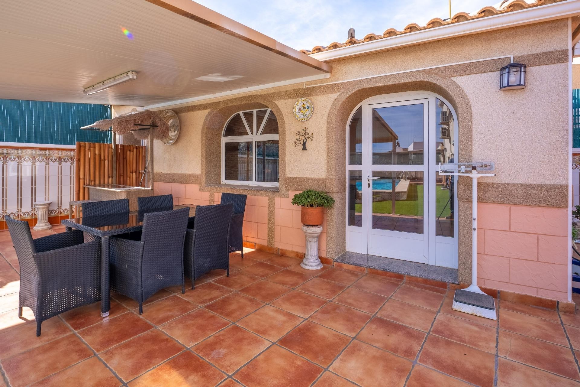 Brukt - Villa -
Torrevieja - El Chaparral