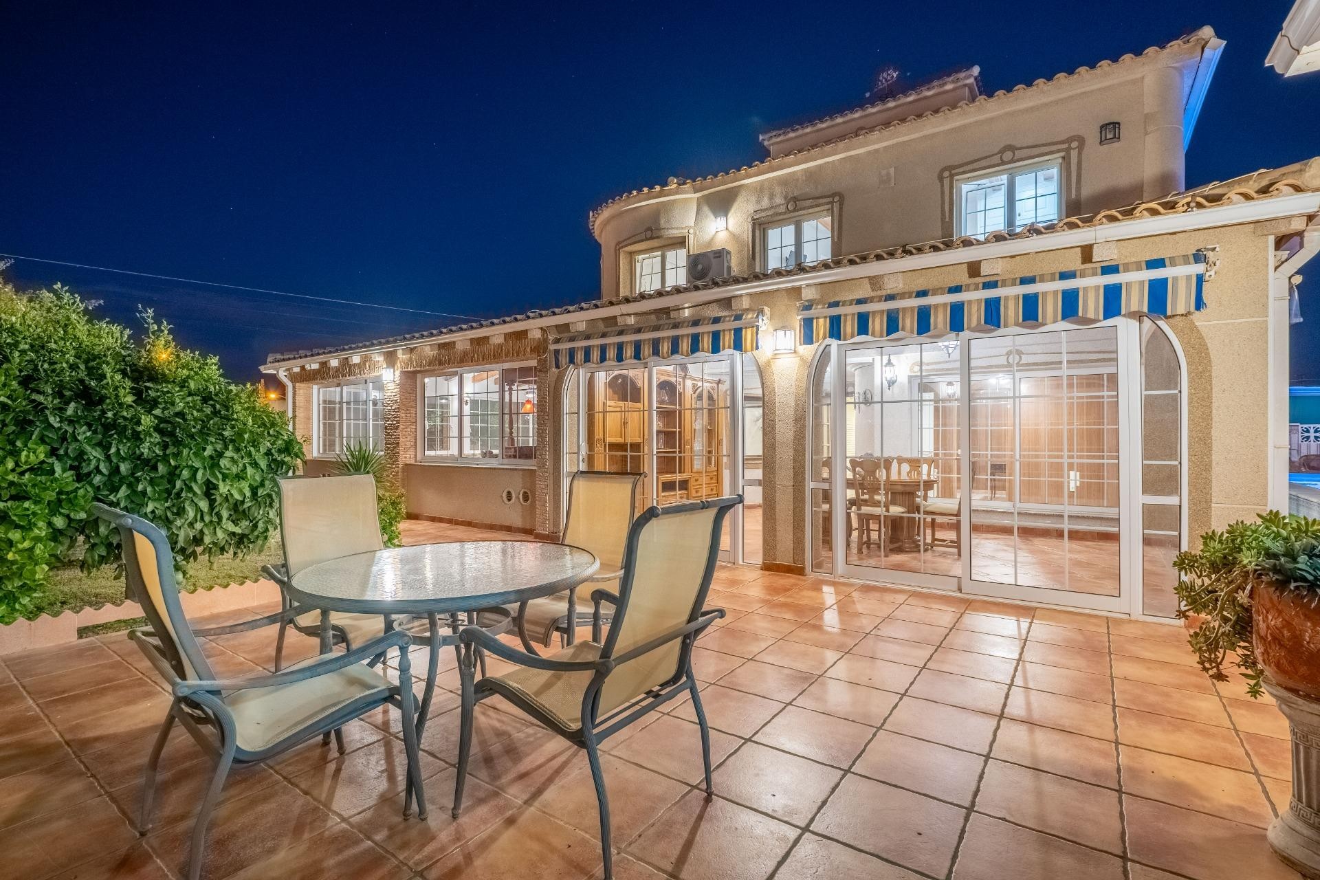 Brukt - Villa -
Torrevieja - El Chaparral