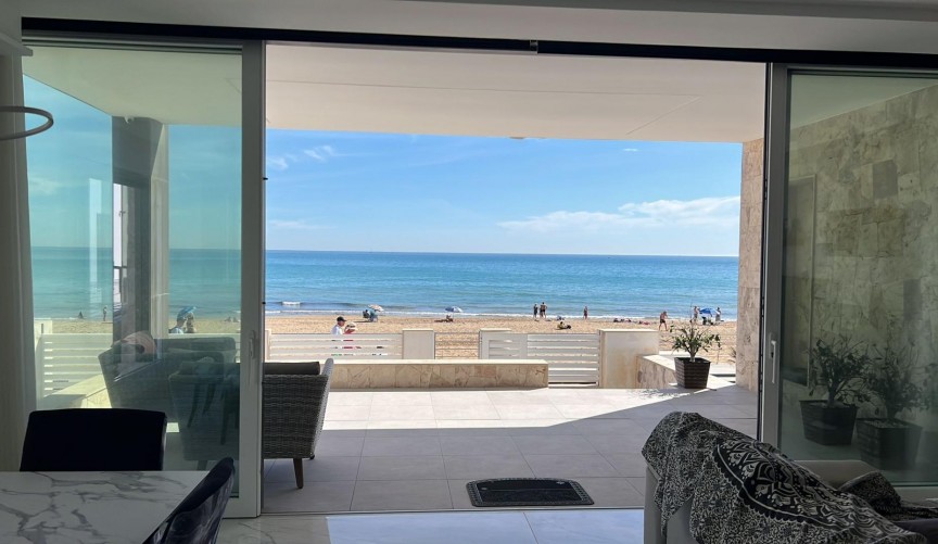 Brukt - Villa -
Torrevieja - La Mata