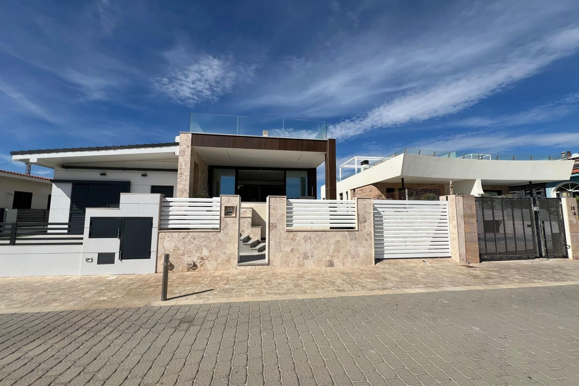 Brukt - Villa -
Torrevieja - La Mata