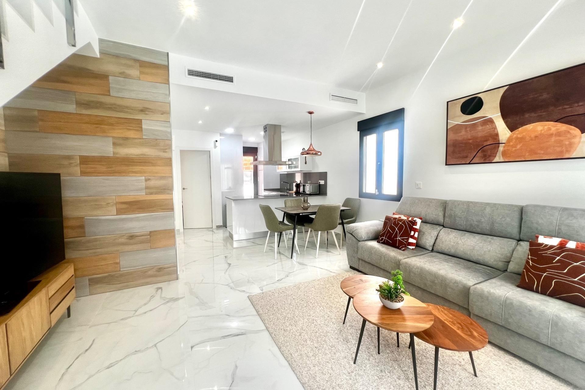 Brukt - Villa -
Torrevieja - La Siesta - El Salado - Torreta