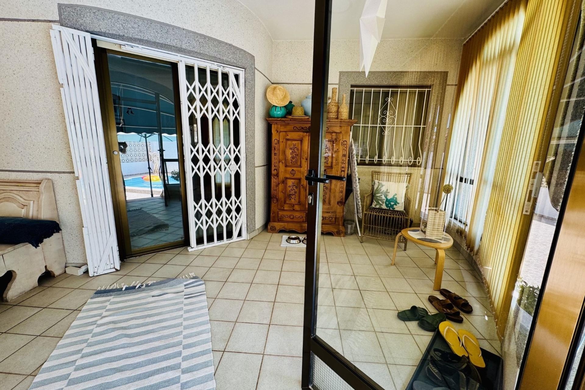 Brukt - Villa -
Torrevieja - La Siesta - El Salado - Torreta