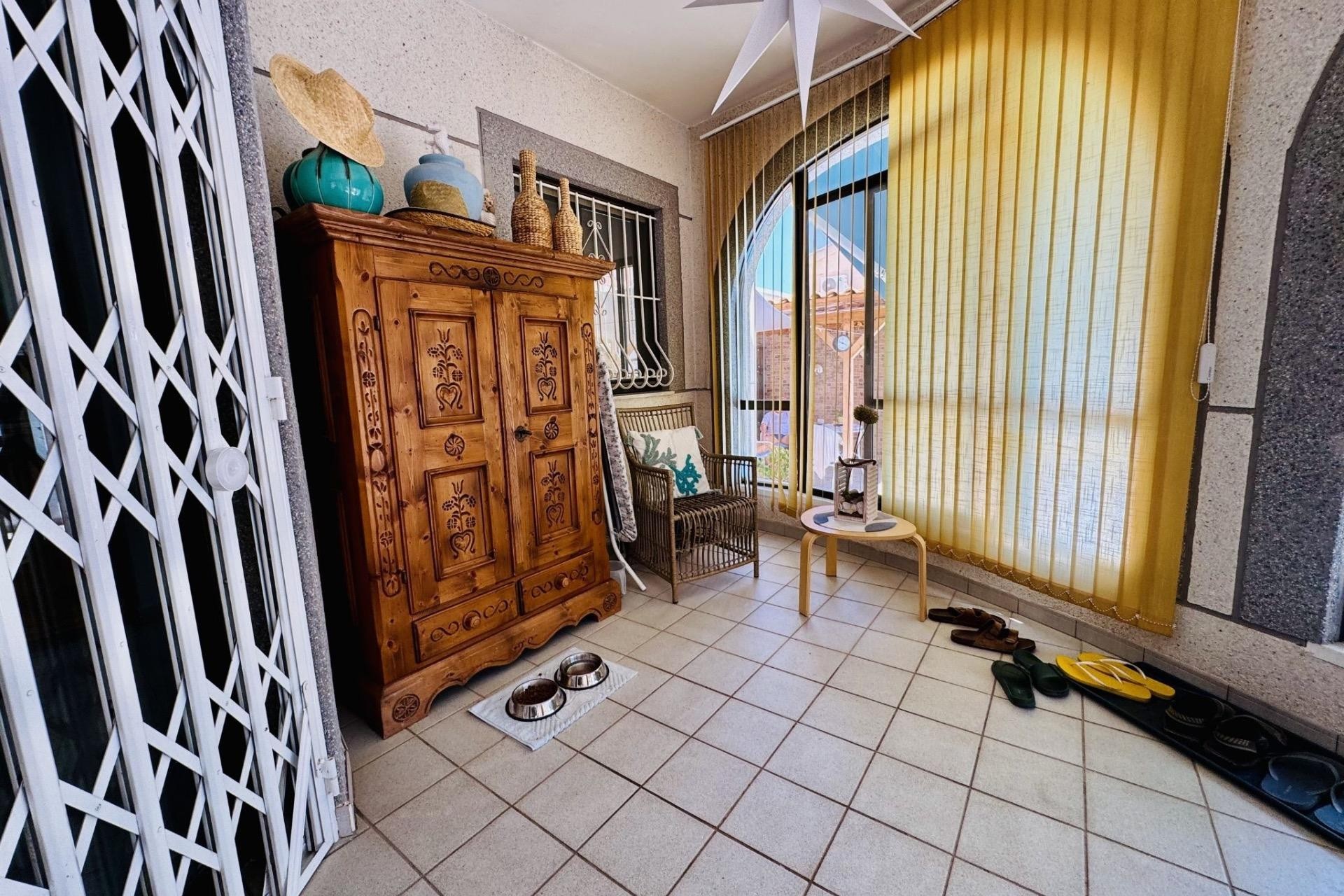 Brukt - Villa -
Torrevieja - La Siesta - El Salado - Torreta