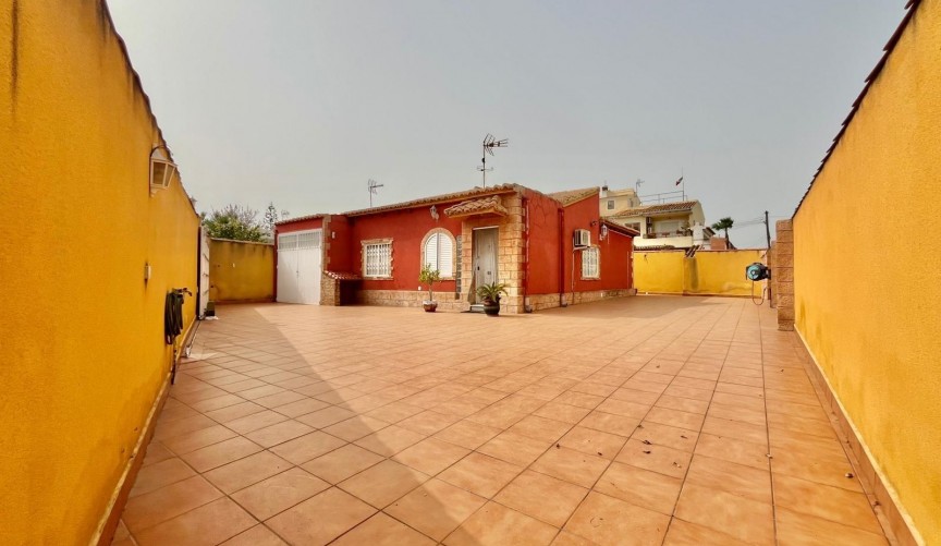 Brukt - Villa -
Torrevieja - Los Balcones - Los Altos del Edén