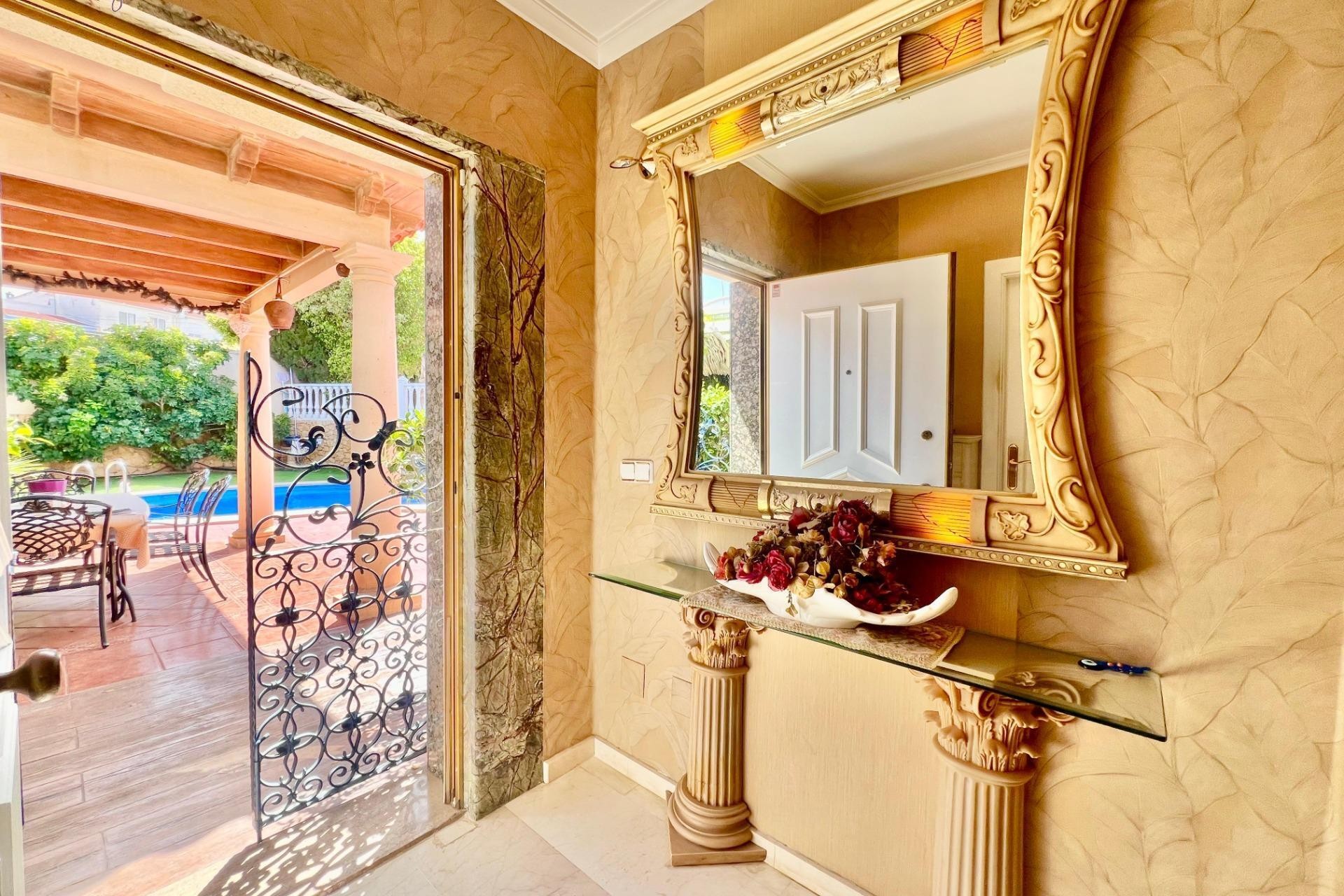 Brukt - Villa -
Torrevieja - Los Balcones - Los Altos del Edén
