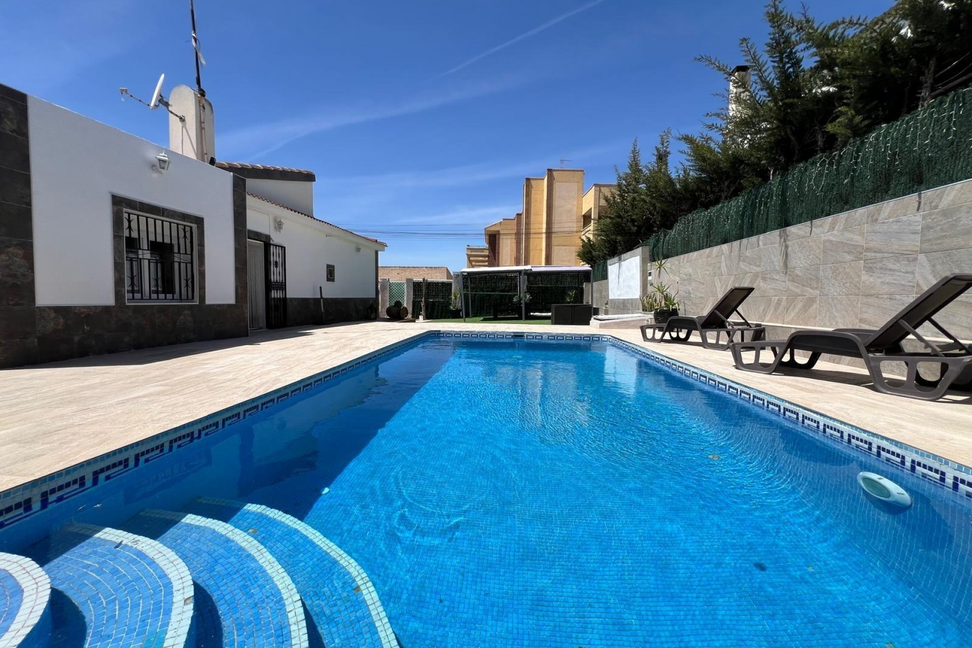 Brukt - Villa -
Torrevieja - Los Balcones