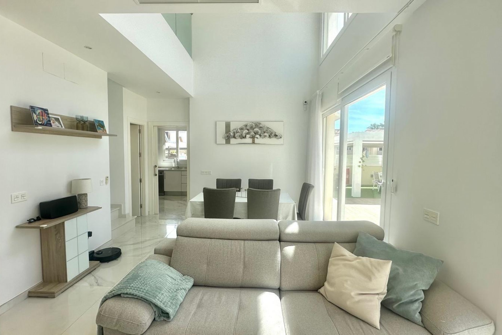 Brukt - Villa -
Torrevieja - Miramar - Torre Del Moro