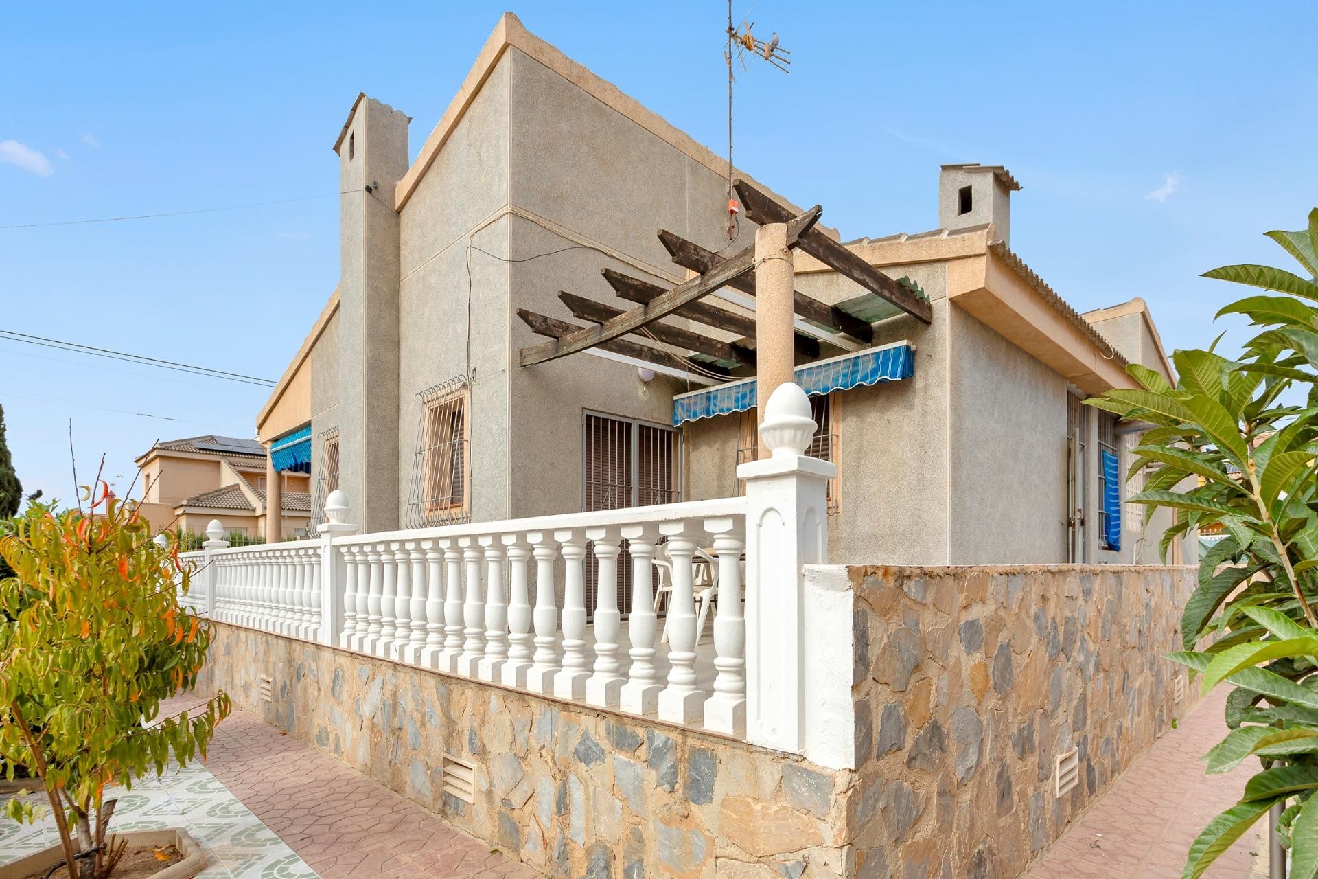 Brukt - Villa -
Torrevieja - Nueva Torrevieja