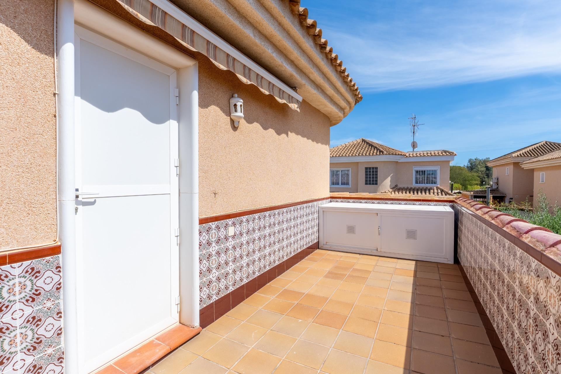 Brukt - Villa -
Torrevieja - Punta Prima