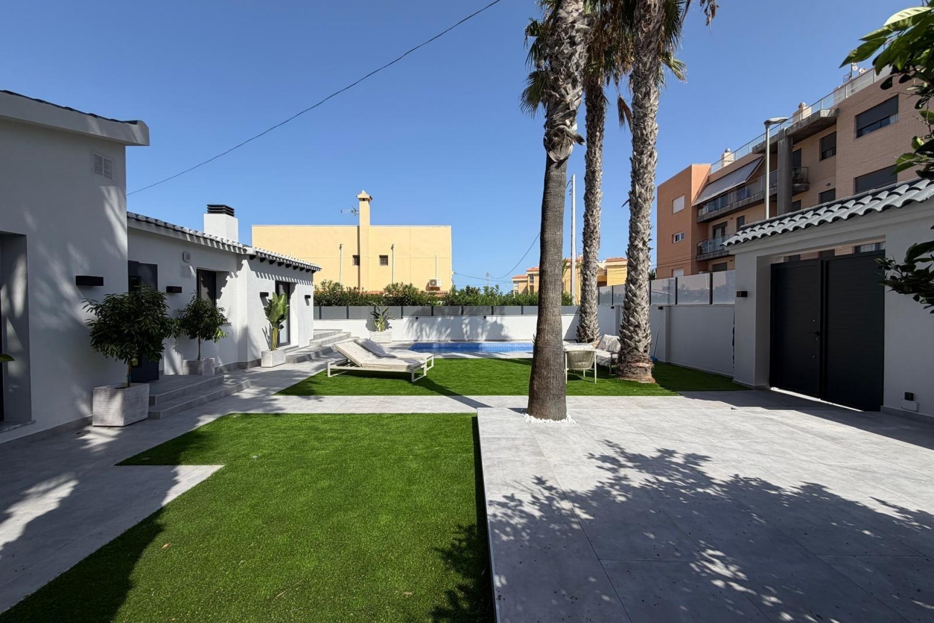 Brukt - Villa -
Torrevieja - Punta Prima