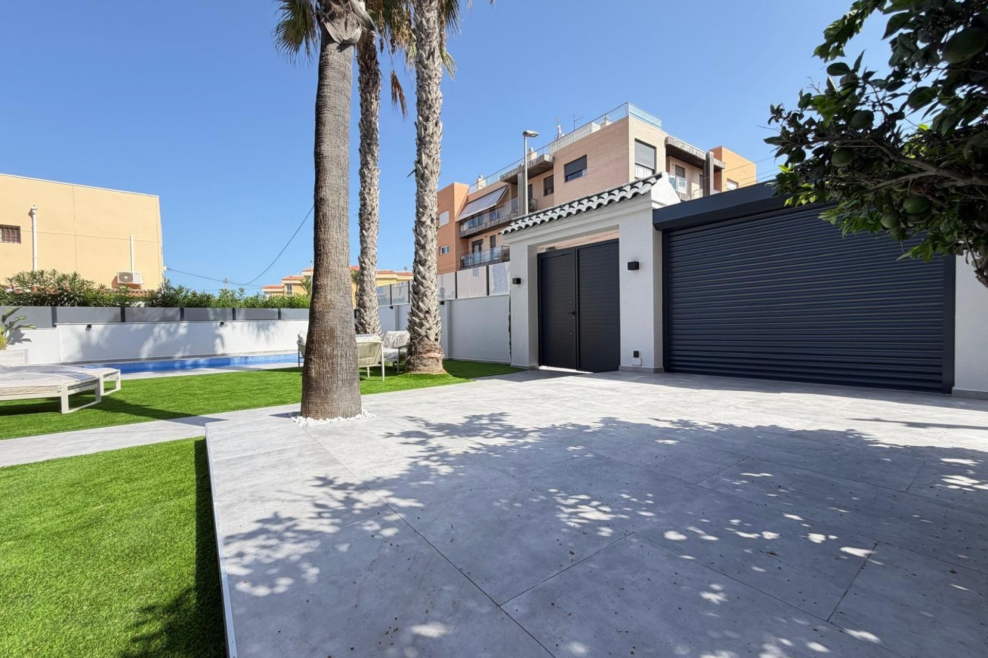 Brukt - Villa -
Torrevieja - Punta Prima
