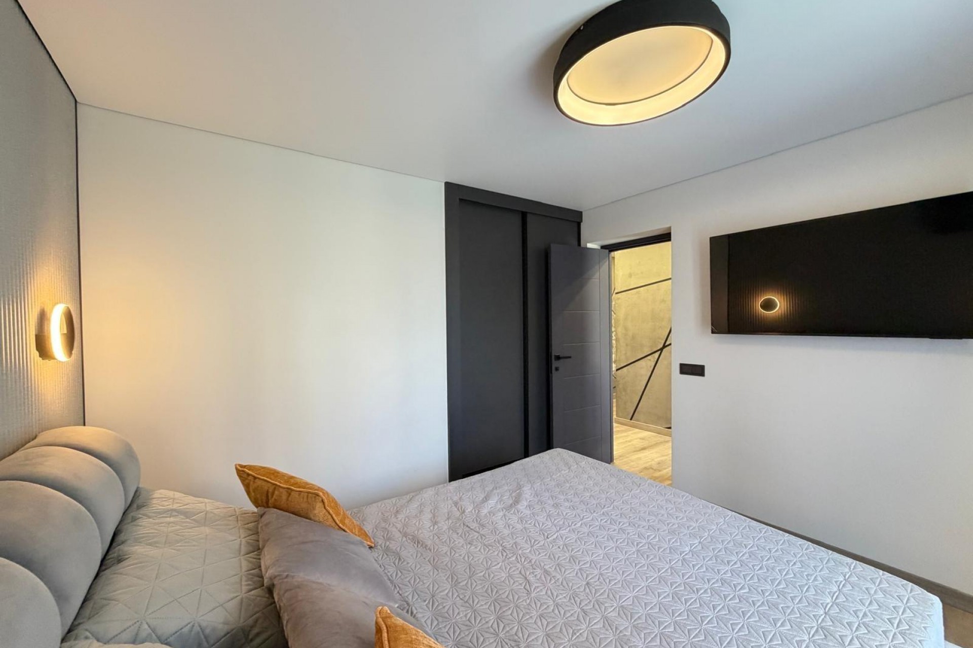 Brukt - Villa -
Torrevieja - Punta Prima