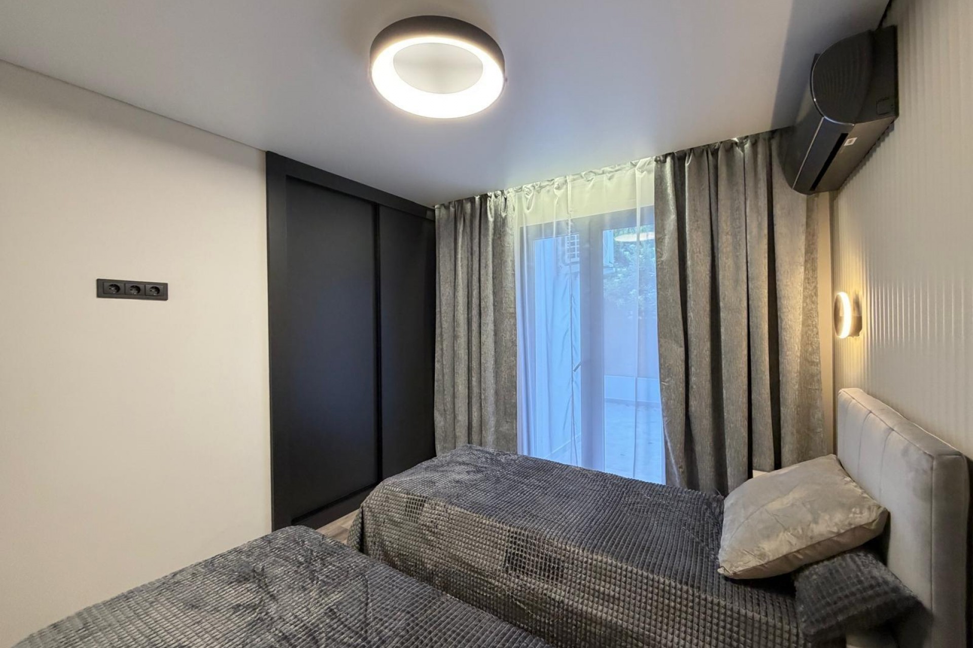 Brukt - Villa -
Torrevieja - Punta Prima