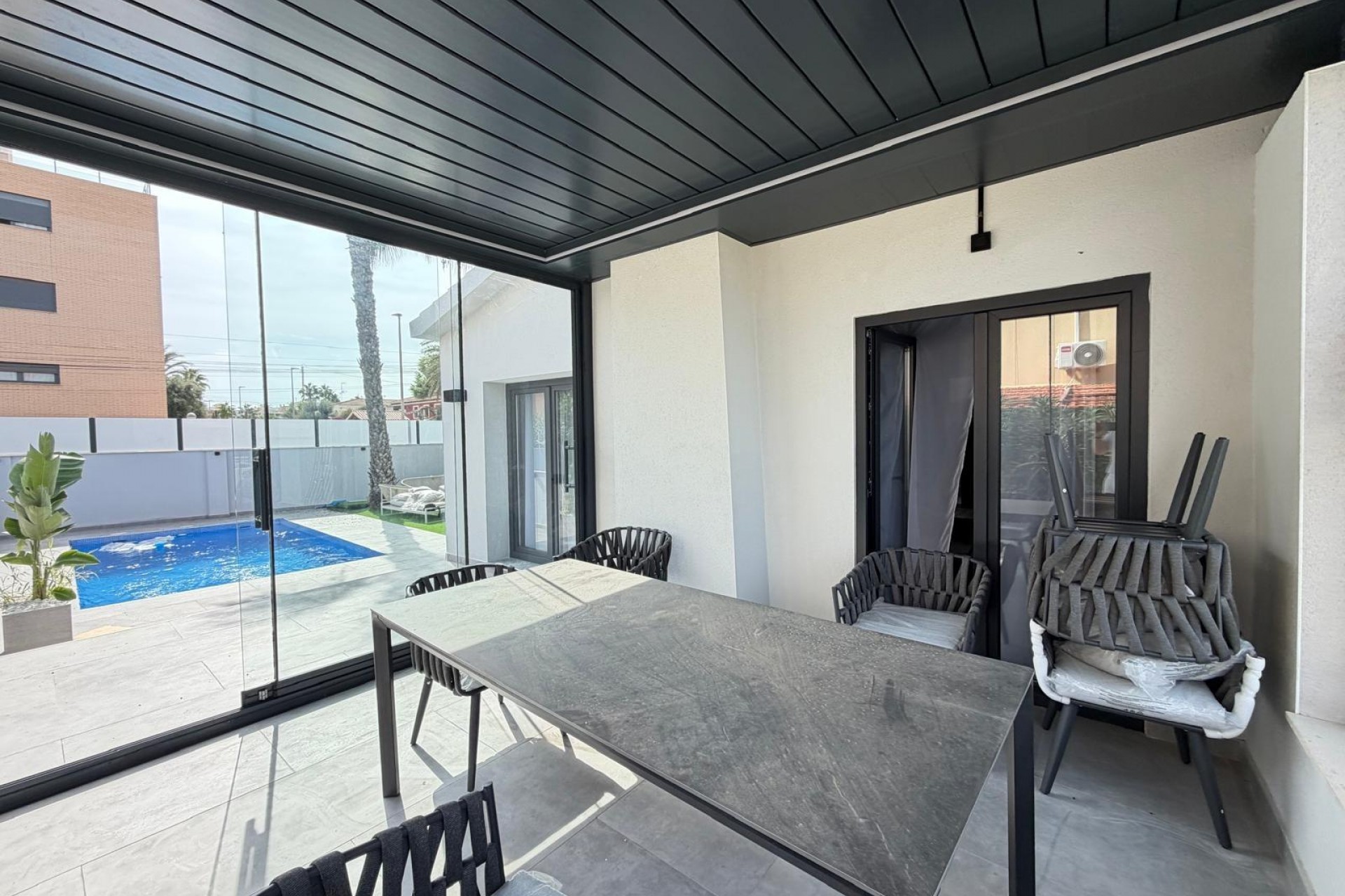 Brukt - Villa -
Torrevieja - Punta Prima