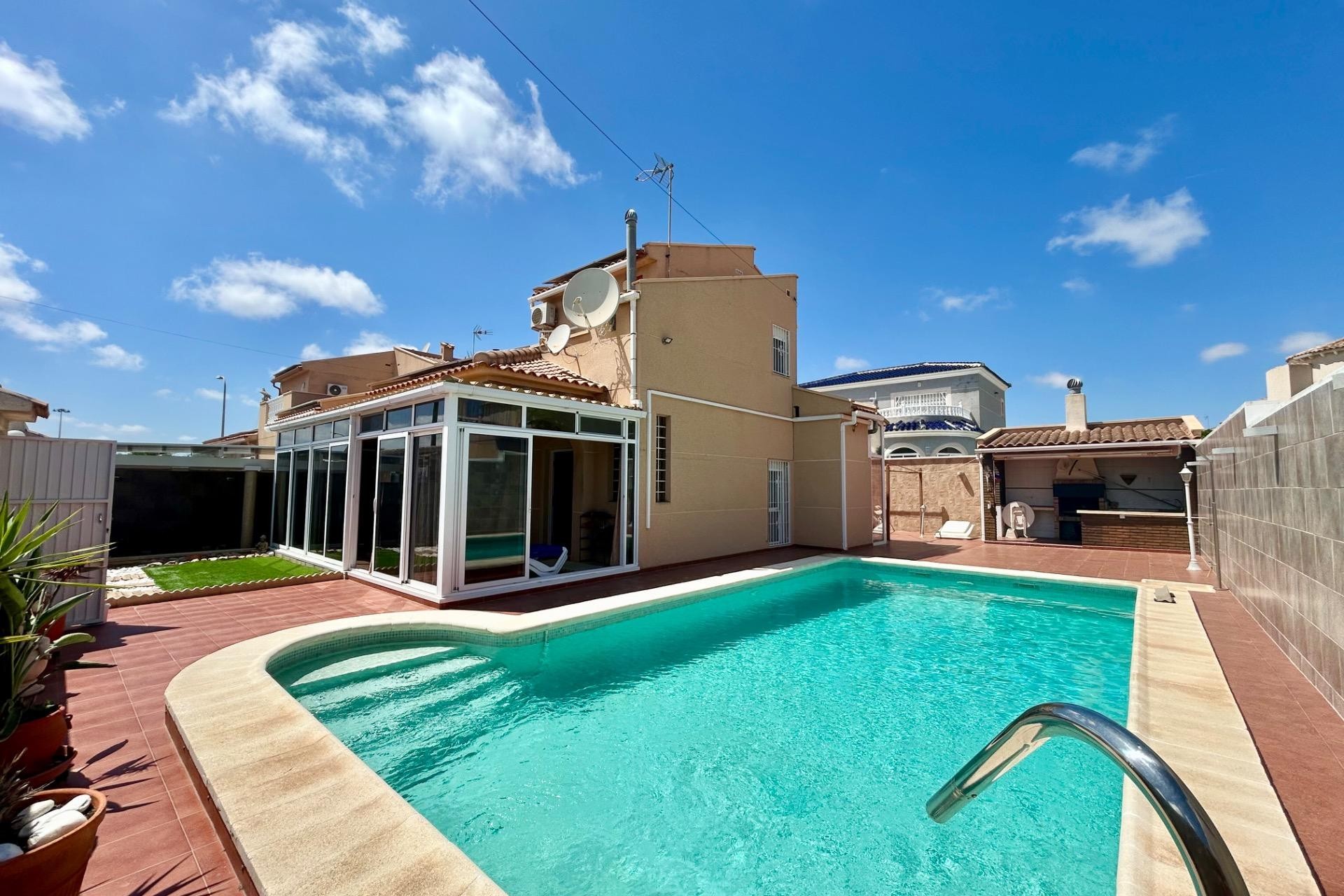 Brukt - Villa -
Torrevieja - San Luis