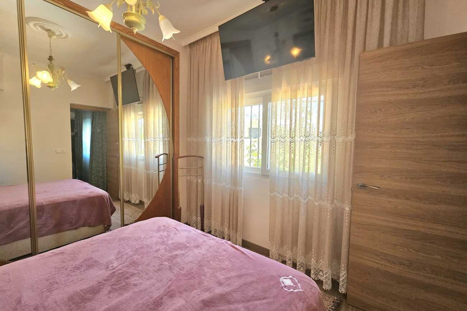 Brukt - Villa -
Torrevieja - Torre Del Moro