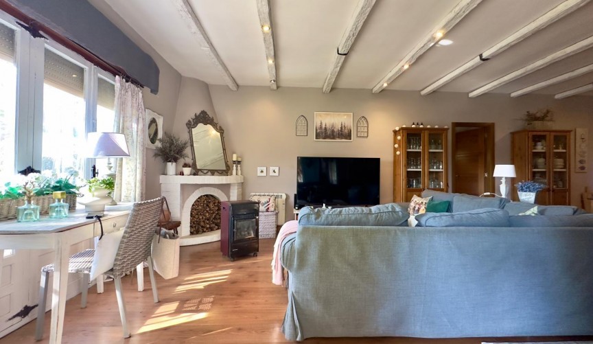 Brukt - Villa -
Torrevieja - Torreblanca