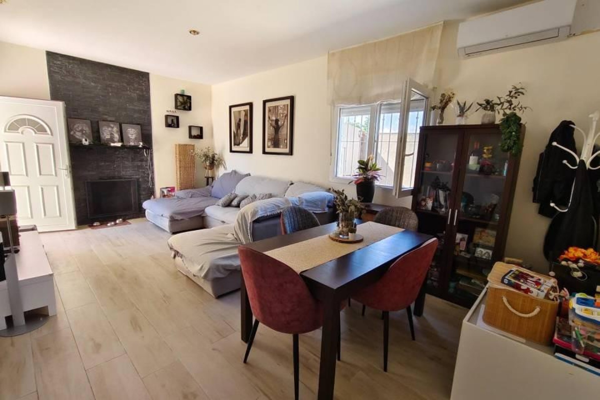 Brukt - Villa -
Torrevieja - Torreta Florida