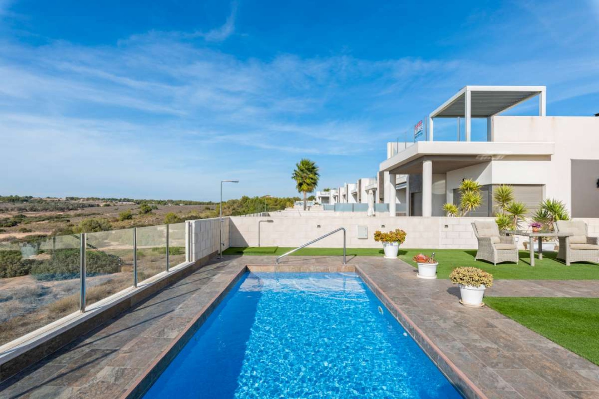 Brukt - Villa -
Villamartin - Costa Blanca