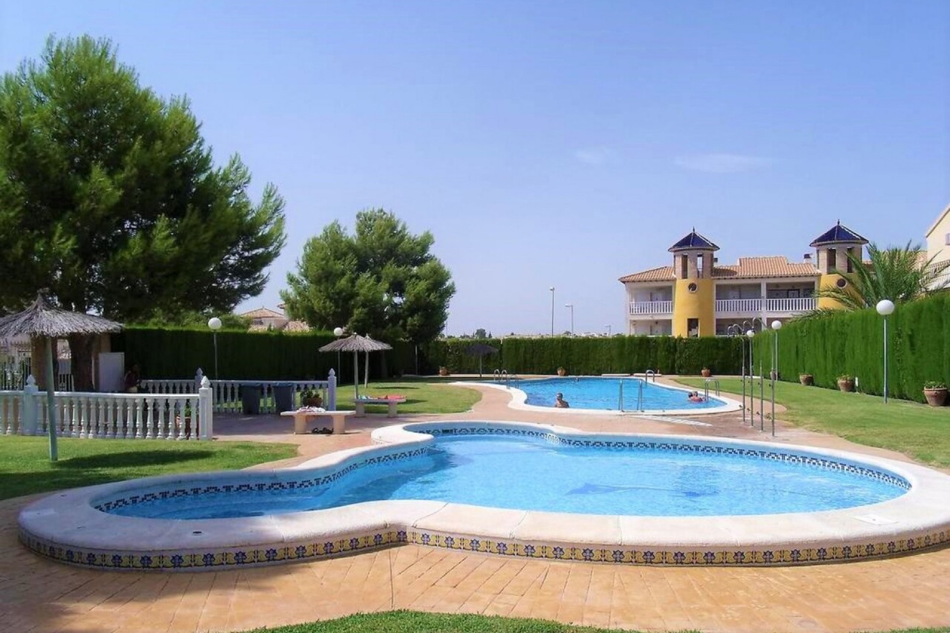 Brukt - Villa -
Villamartin - Costa Blanca