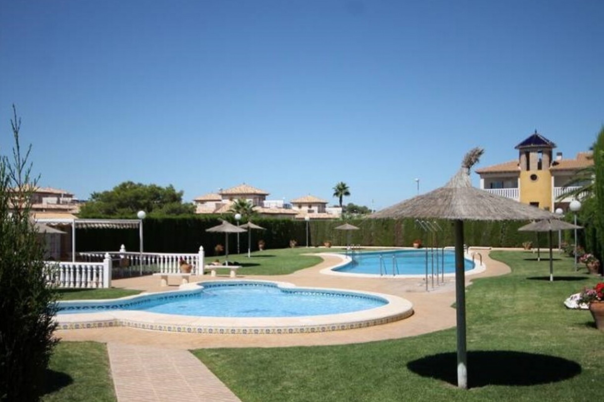 Brukt - Villa -
Villamartin - Costa Blanca