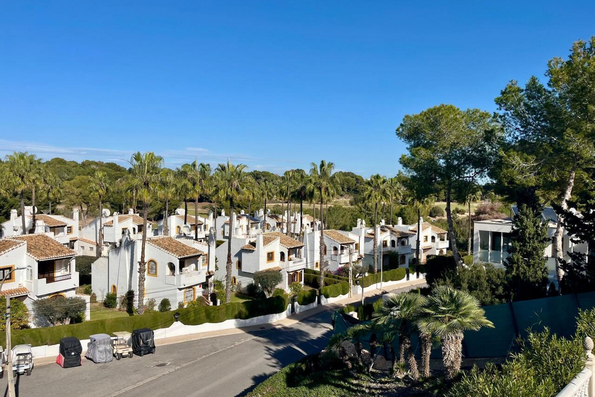 Brukt - Villa -
Villamartin - Costa Blanca