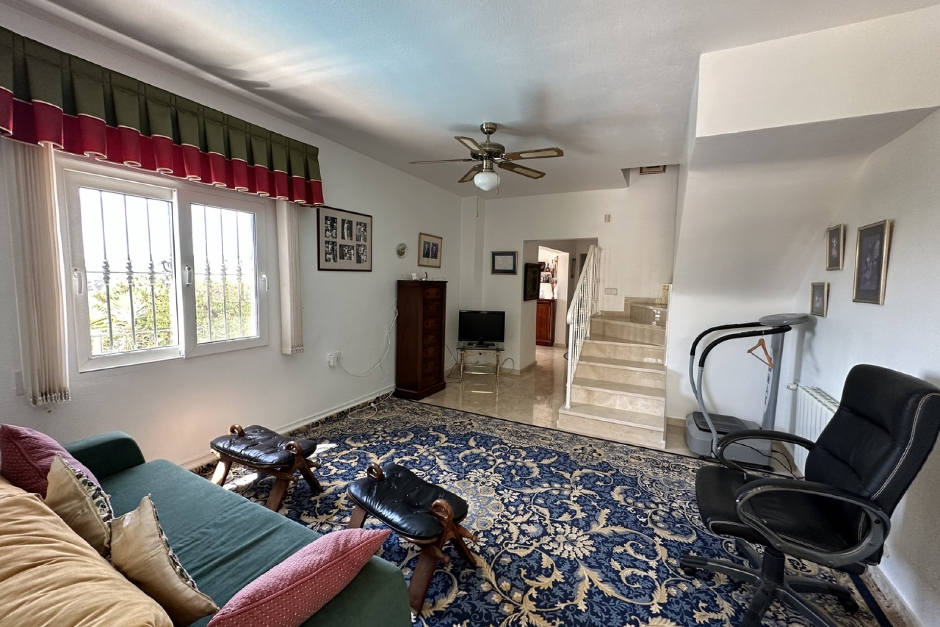 Brukt - Villa -
Villamartin - Costa Blanca