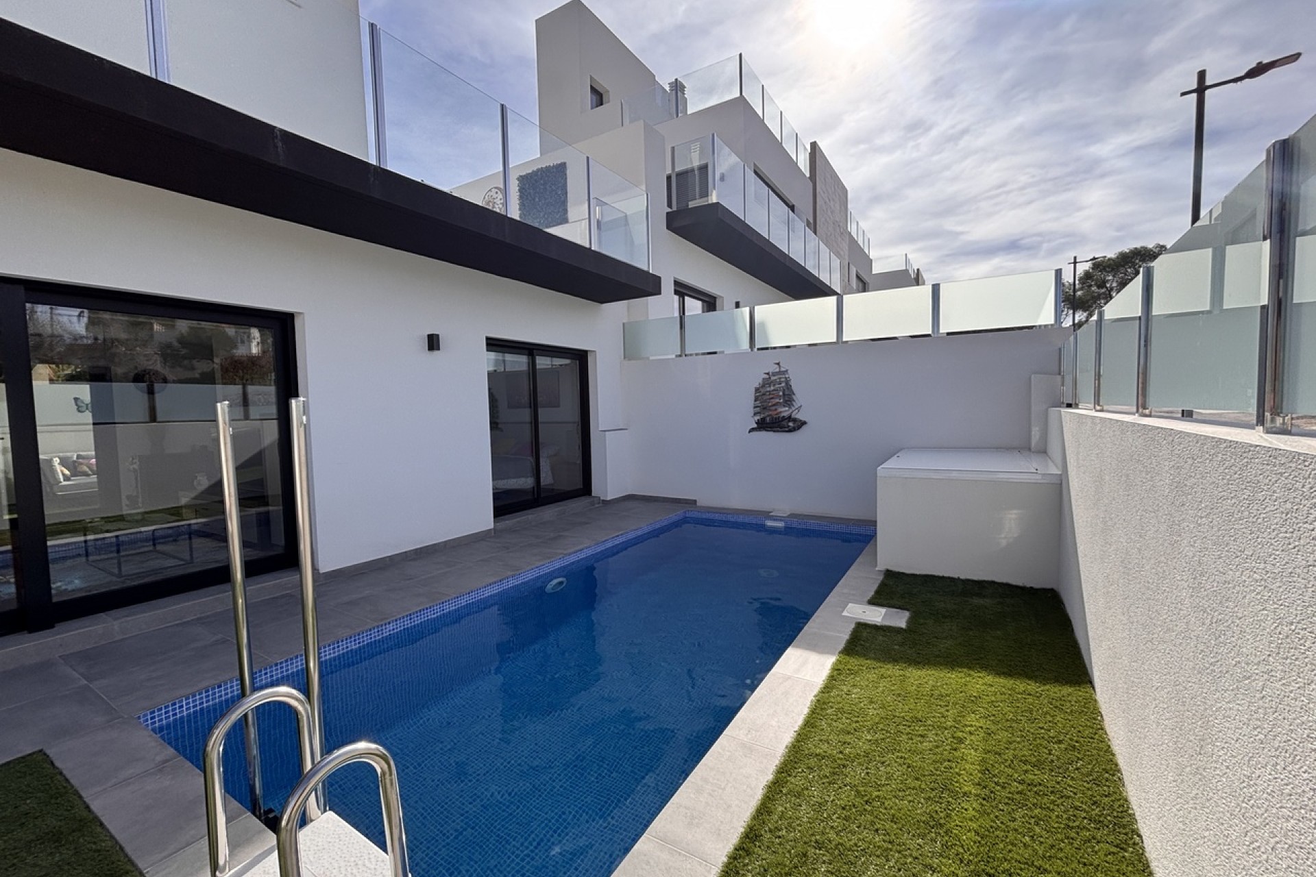 Brukt - Villa -
Villamartin - Costa Blanca