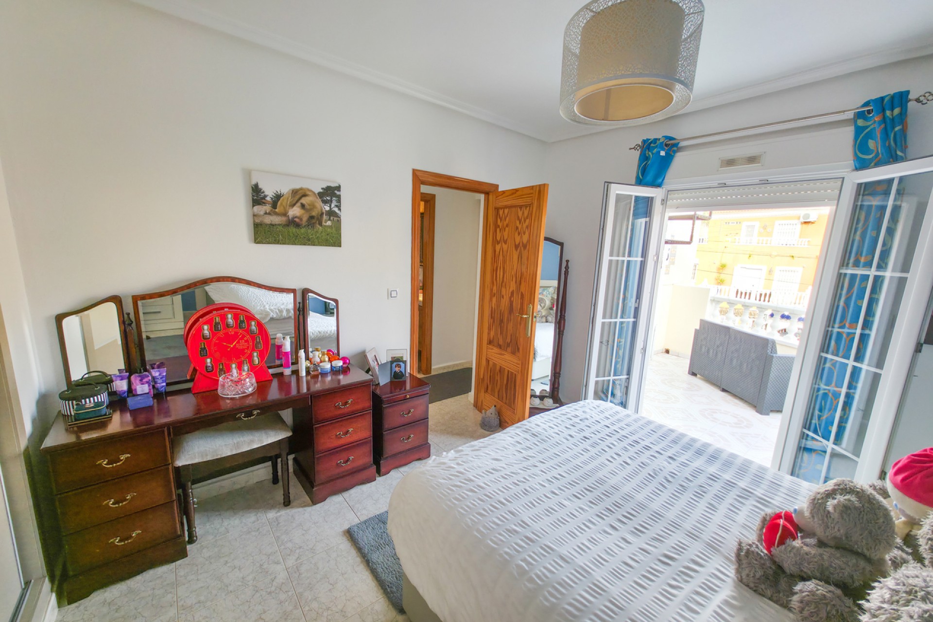 Brukt - Villa -
Villamartin - Costa Blanca